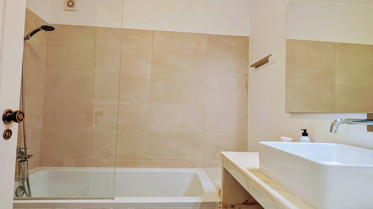 Photo of Bathroom in Santo Condestavel