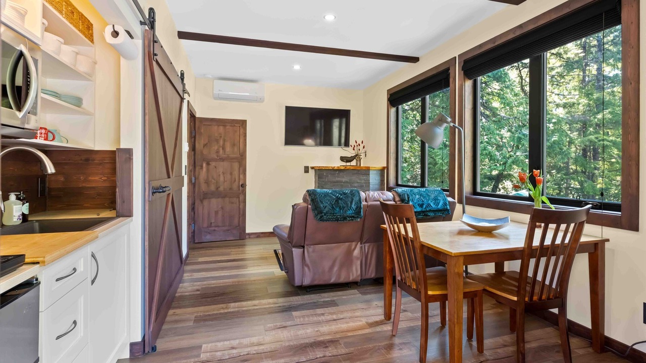 Photo of Bedroom in Ucluelet