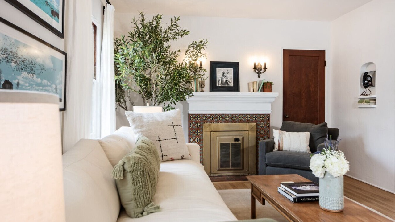 Photo of Livingroom in West Beach