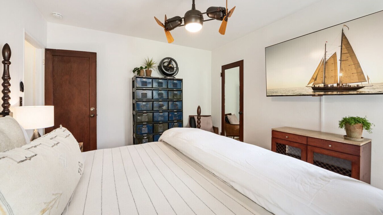 Photo of Bedroom in West Beach