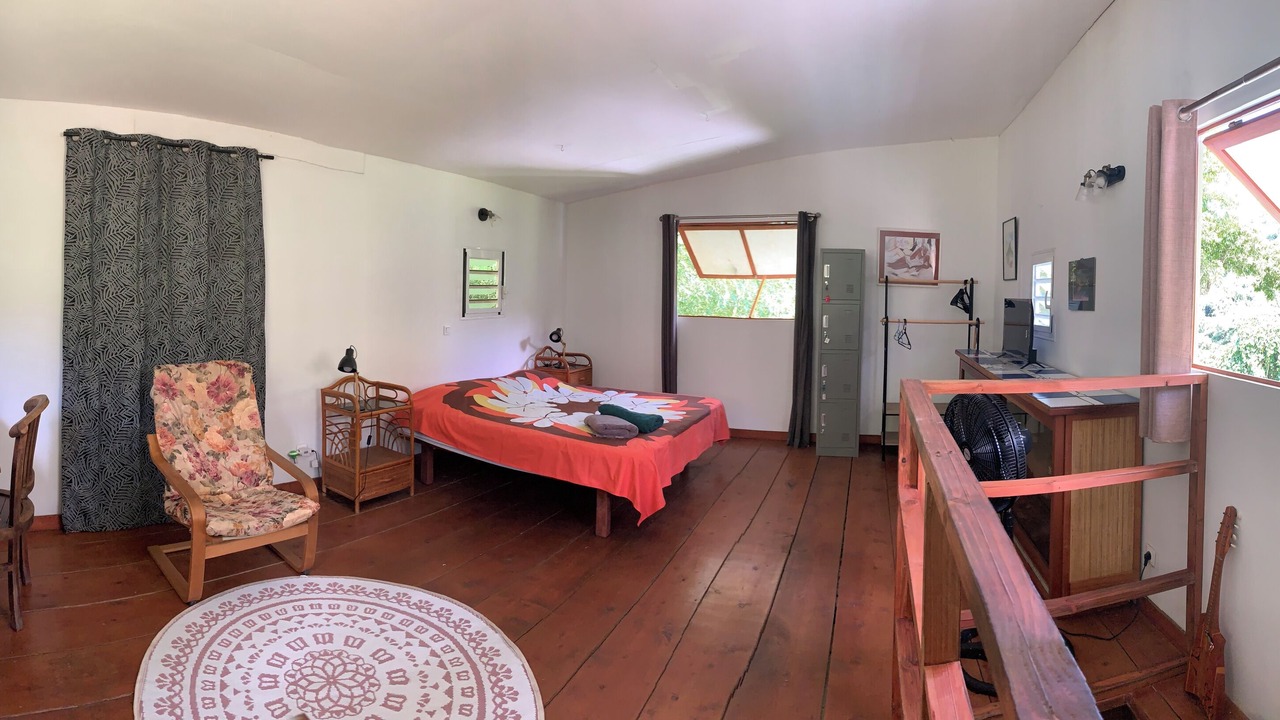 Photo of Bedroom in Ha'apiti