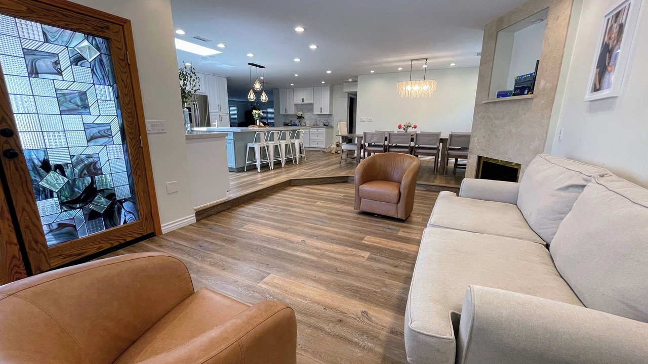 Photo of Livingroom in Allied Gardens