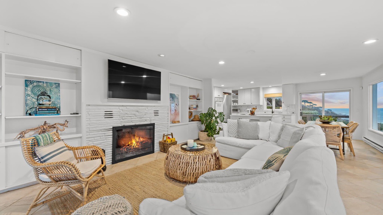 Photo of Livingroom in Montara