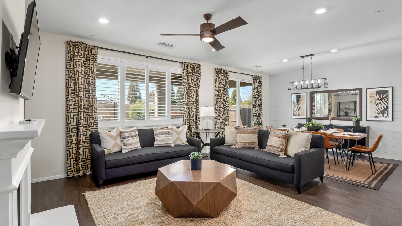 Photo of Livingroom in Raisin