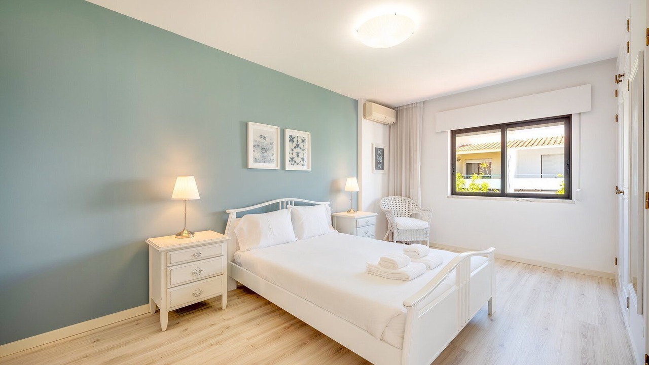 Photo of Bedroom in Charneca de Caparica e Sobreda