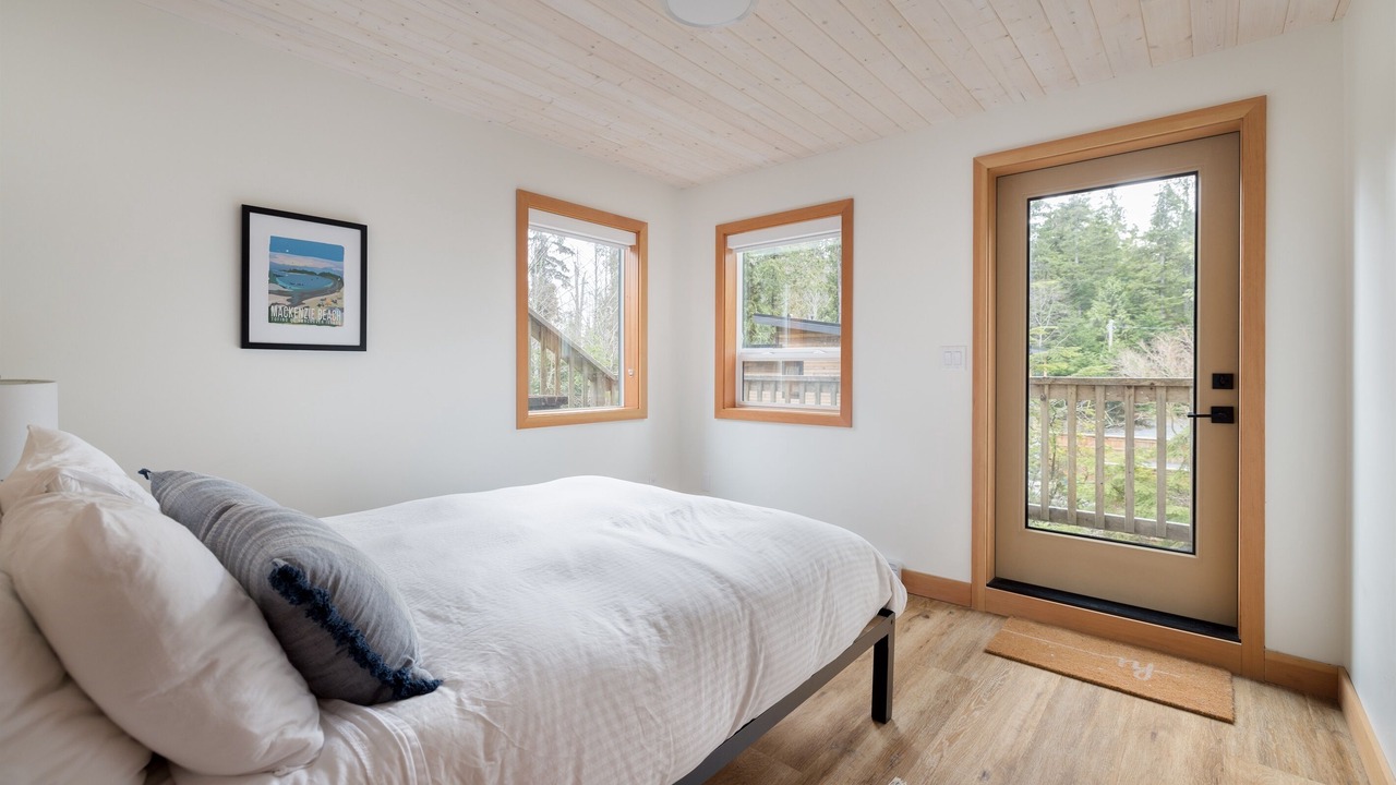 Photo of Others in Tofino