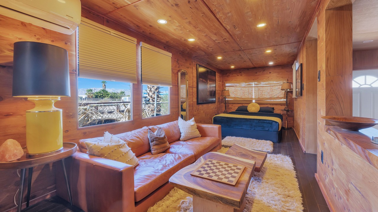 Photo of Livingroom in Bombay Beach