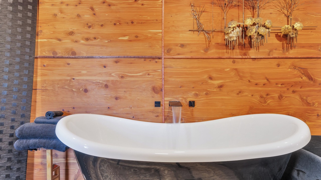 Photo of Bathroom in Bombay Beach