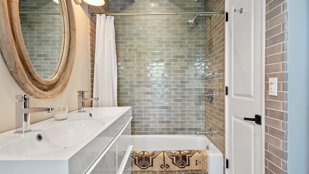 Photo of Bathroom in East Mesa