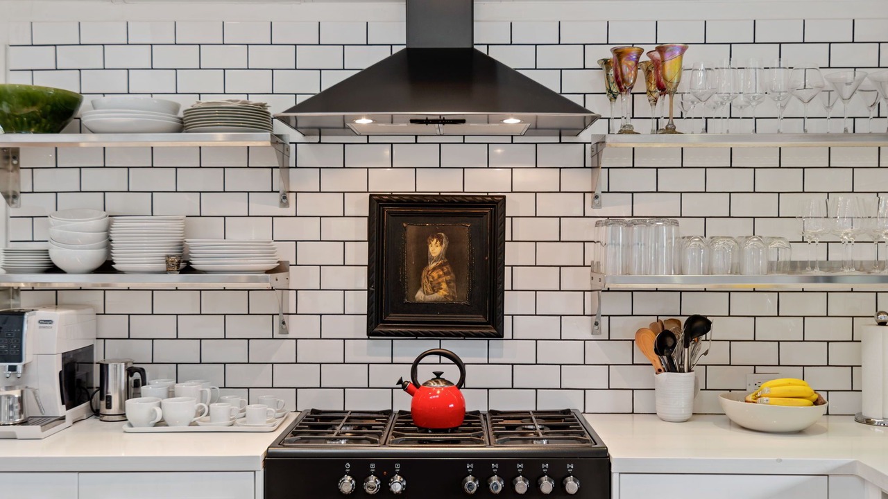 Photo of Kitchen in East Mesa