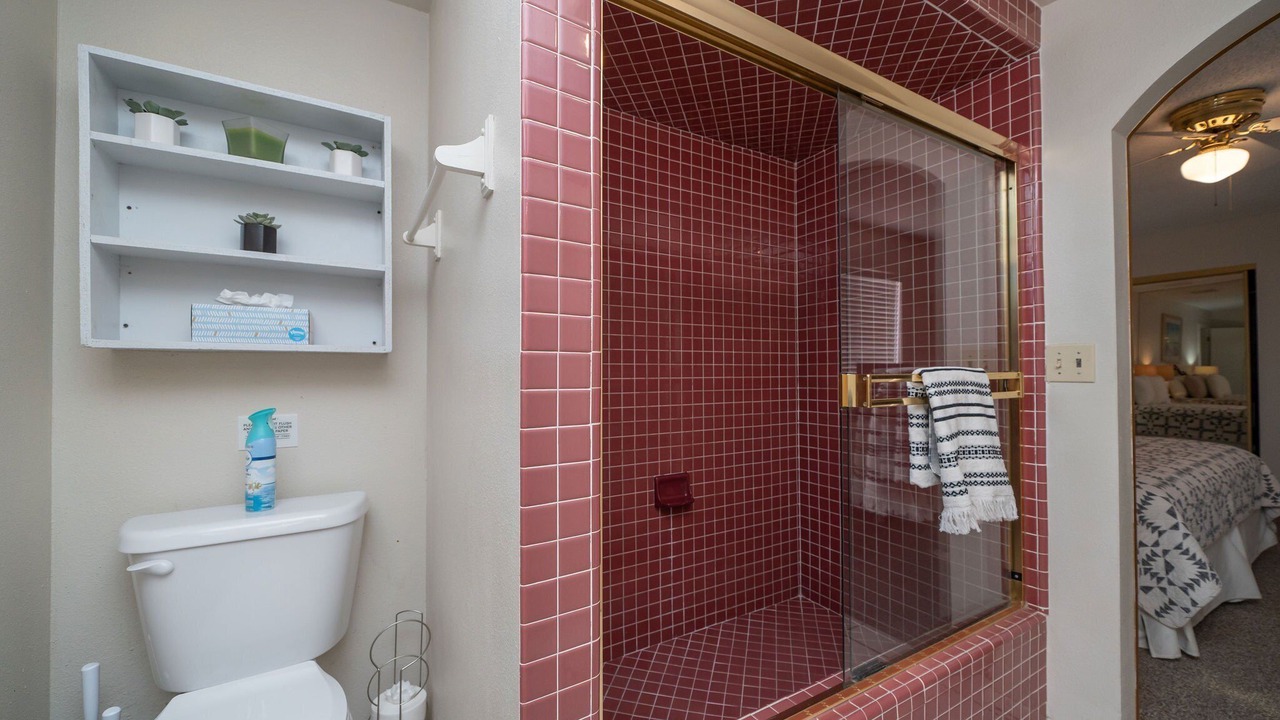 Photo of Bathroom in Moovalya Keys