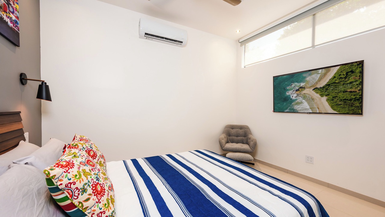 Photo of Bedroom in Potrero