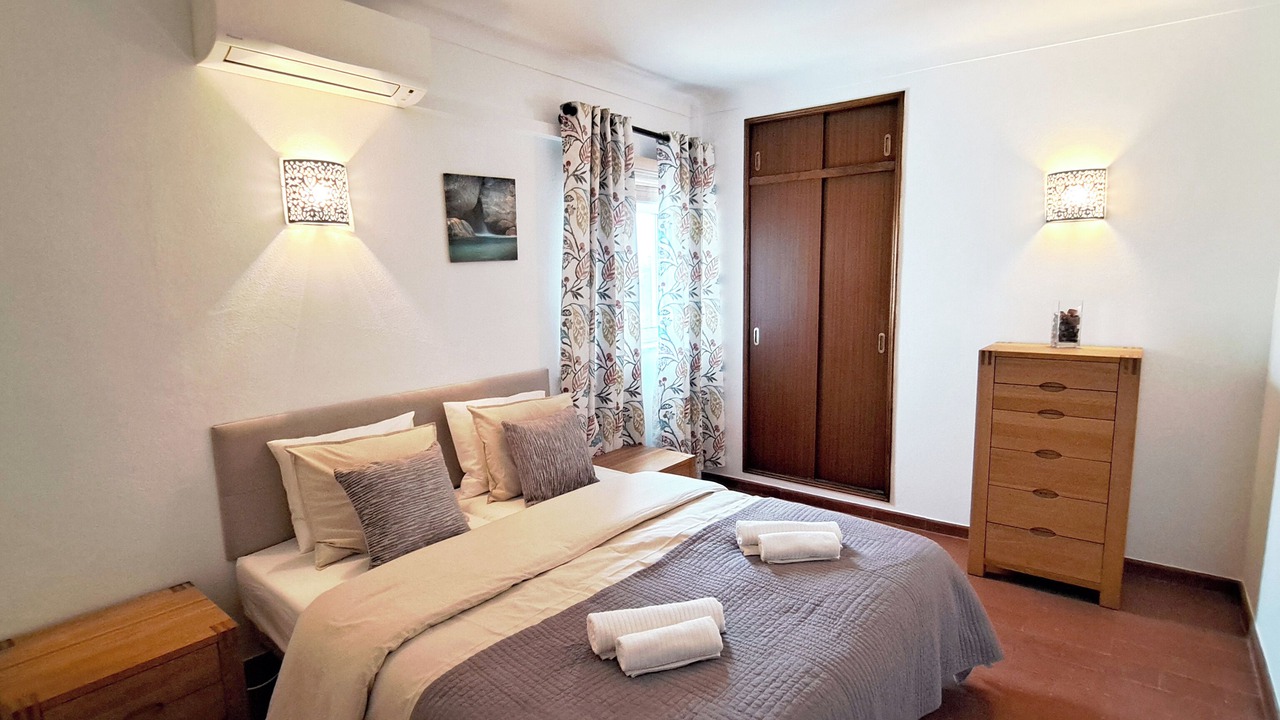 Photo of Bedroom in Mato Serrao
