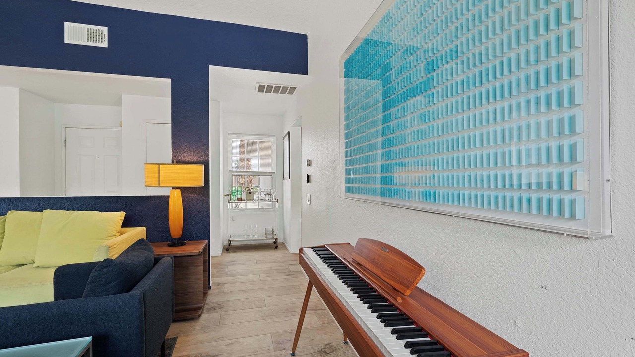 Photo of Bedroom in Racquet Club South