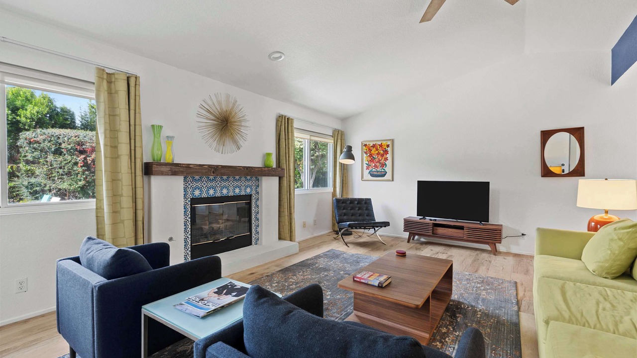 Photo of Bedroom in Racquet Club South