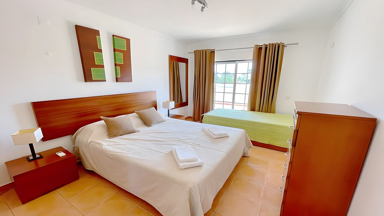 Photo of Bedroom in Albardeira