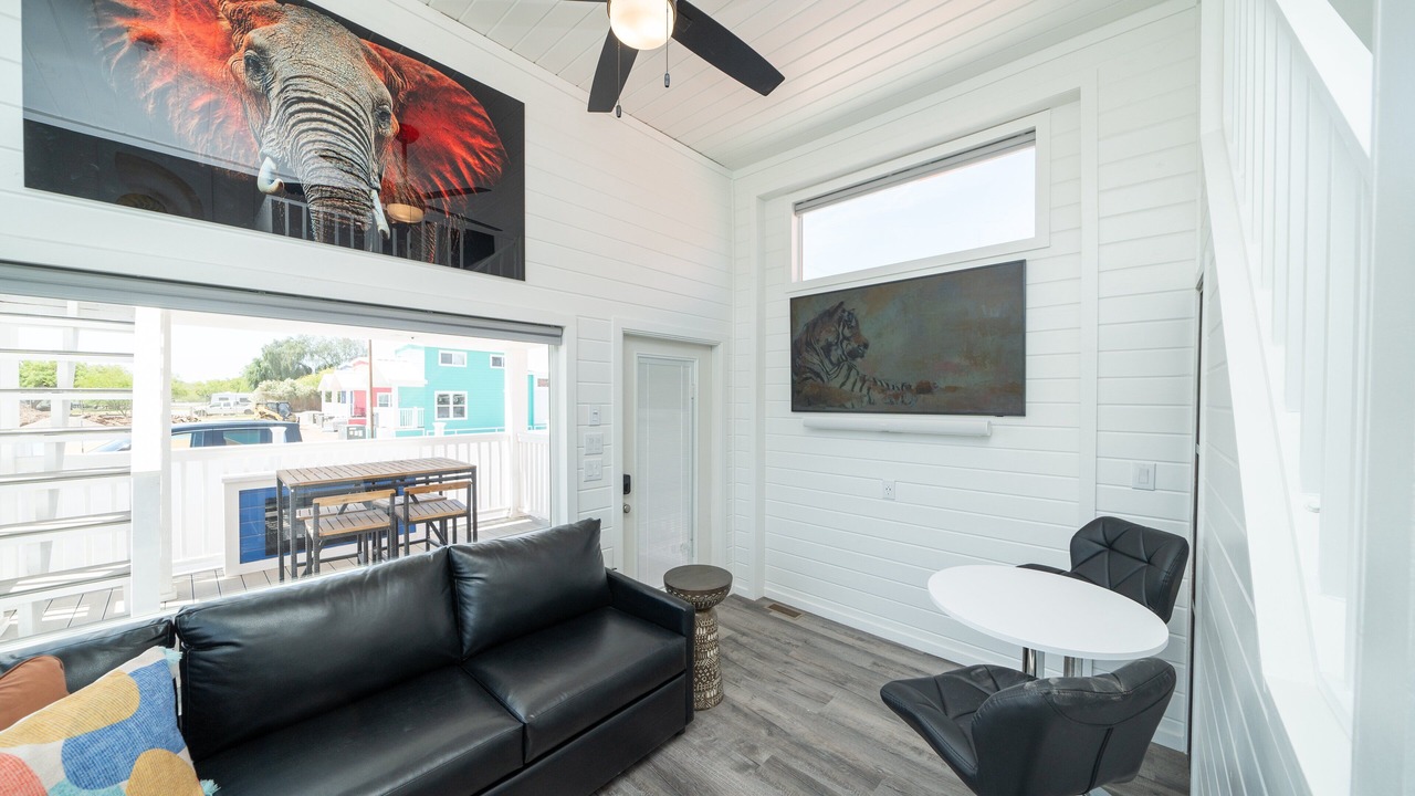 Photo of Livingroom in Parker Strip
