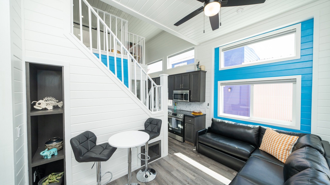 Photo of Livingroom in Parker Strip