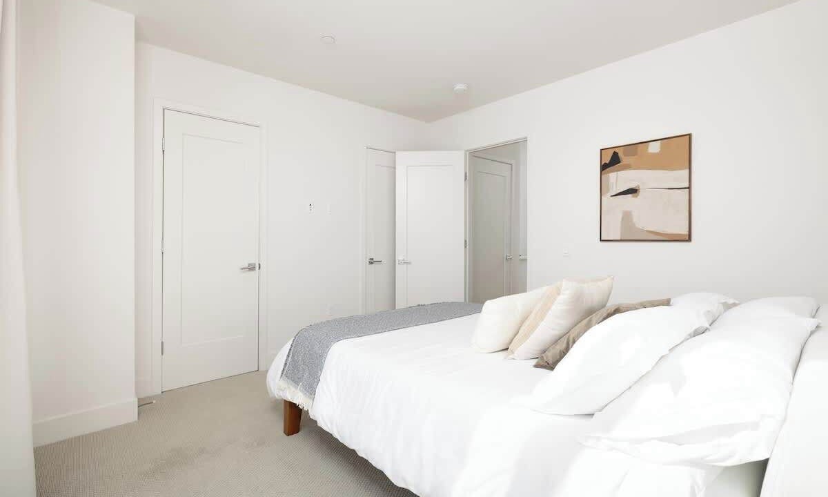 Photo of Bedroom in Golden Hill
