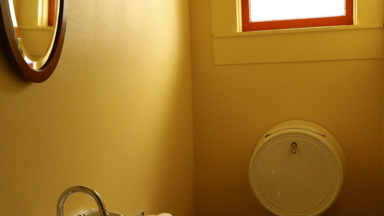 Photo of Bathroom in Albion