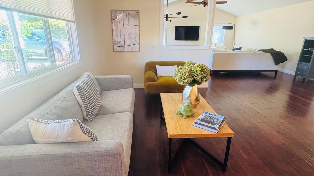 Photo of Livingroom in Santa Barbara