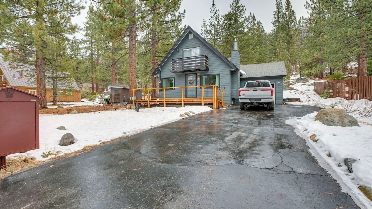 Photo of Outdoor in Christmas Valley