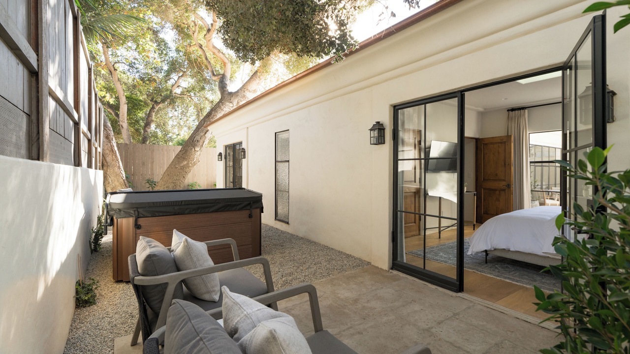 Photo of Patio Balcony in Montecito