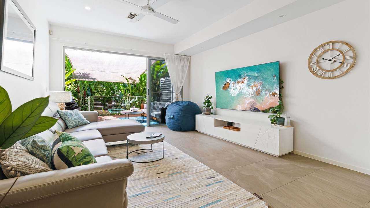 Photo of Livingroom in Burleigh Heads