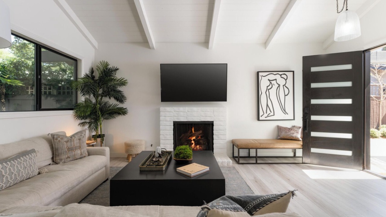 Photo of Livingroom in Montecito