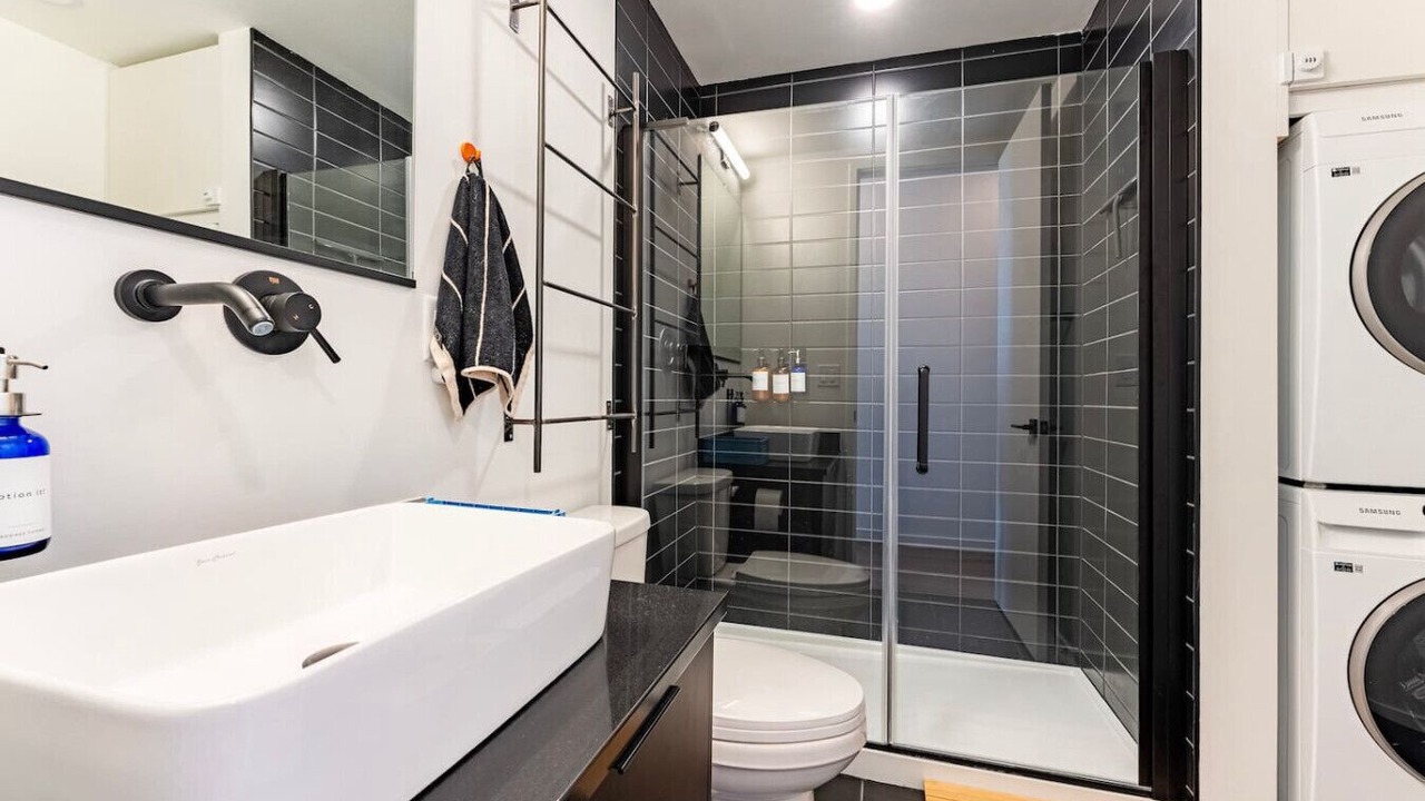 Photo of Bathroom in Landers