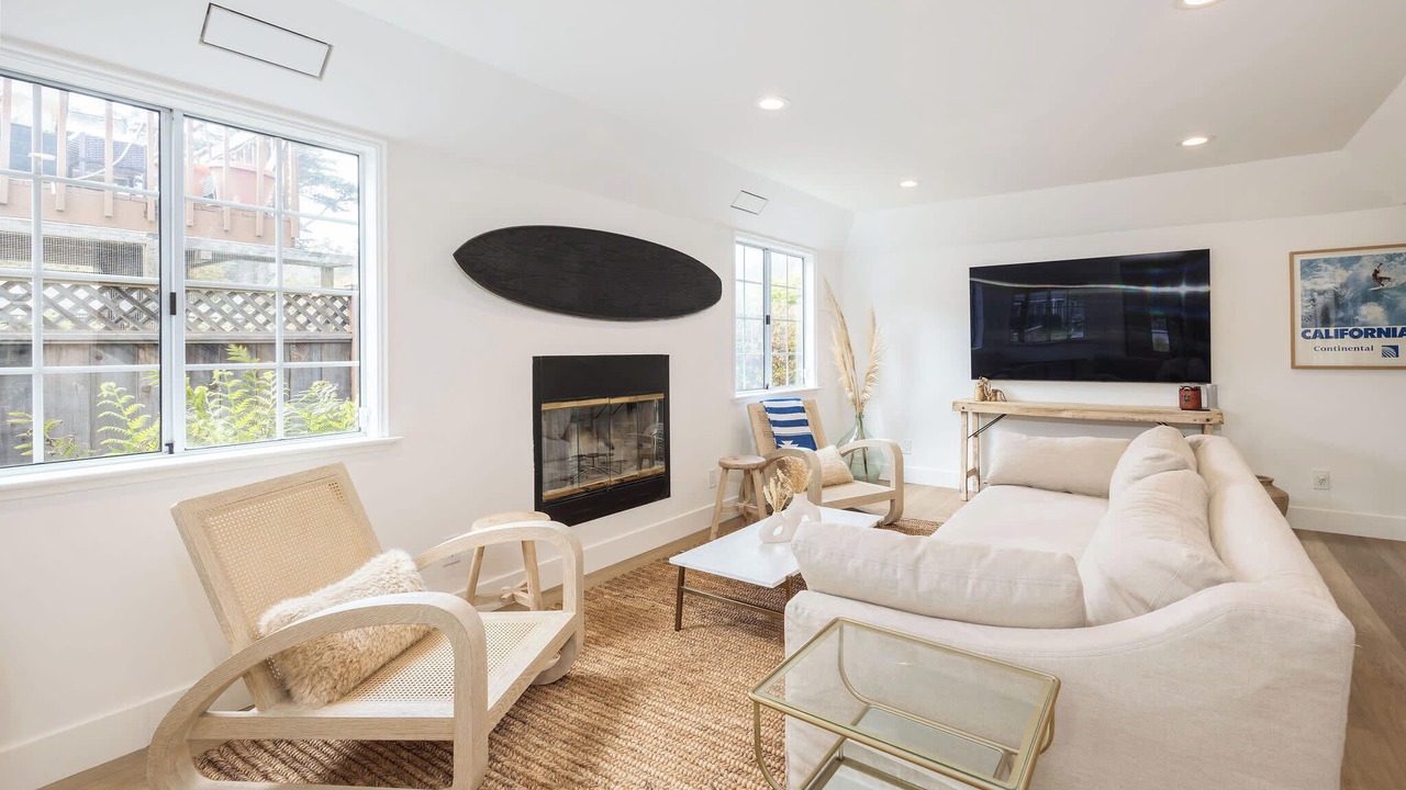 Photo of Livingroom in Half Moon Bay