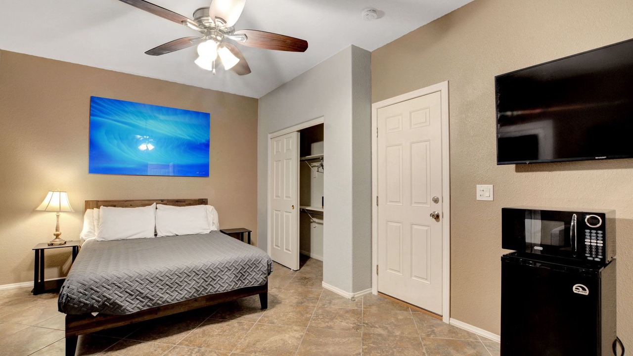 Photo of Bedroom in Canyon Gate