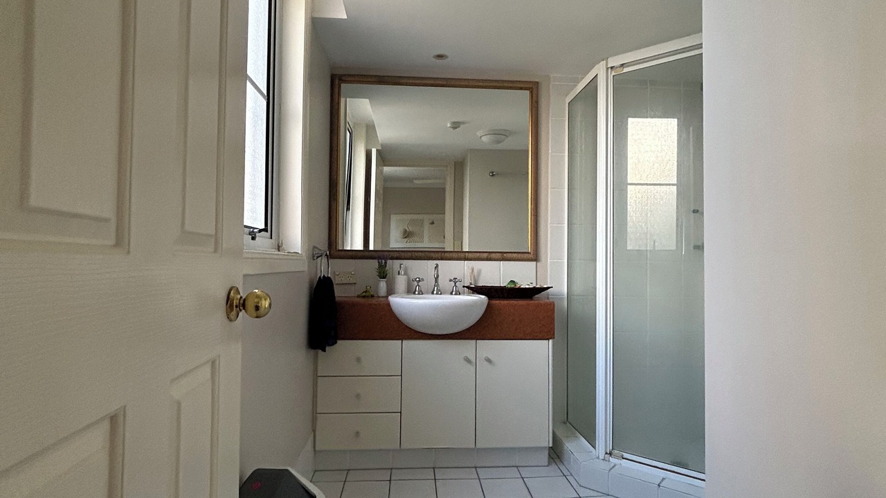 Photo of Bathroom in Broadbeach