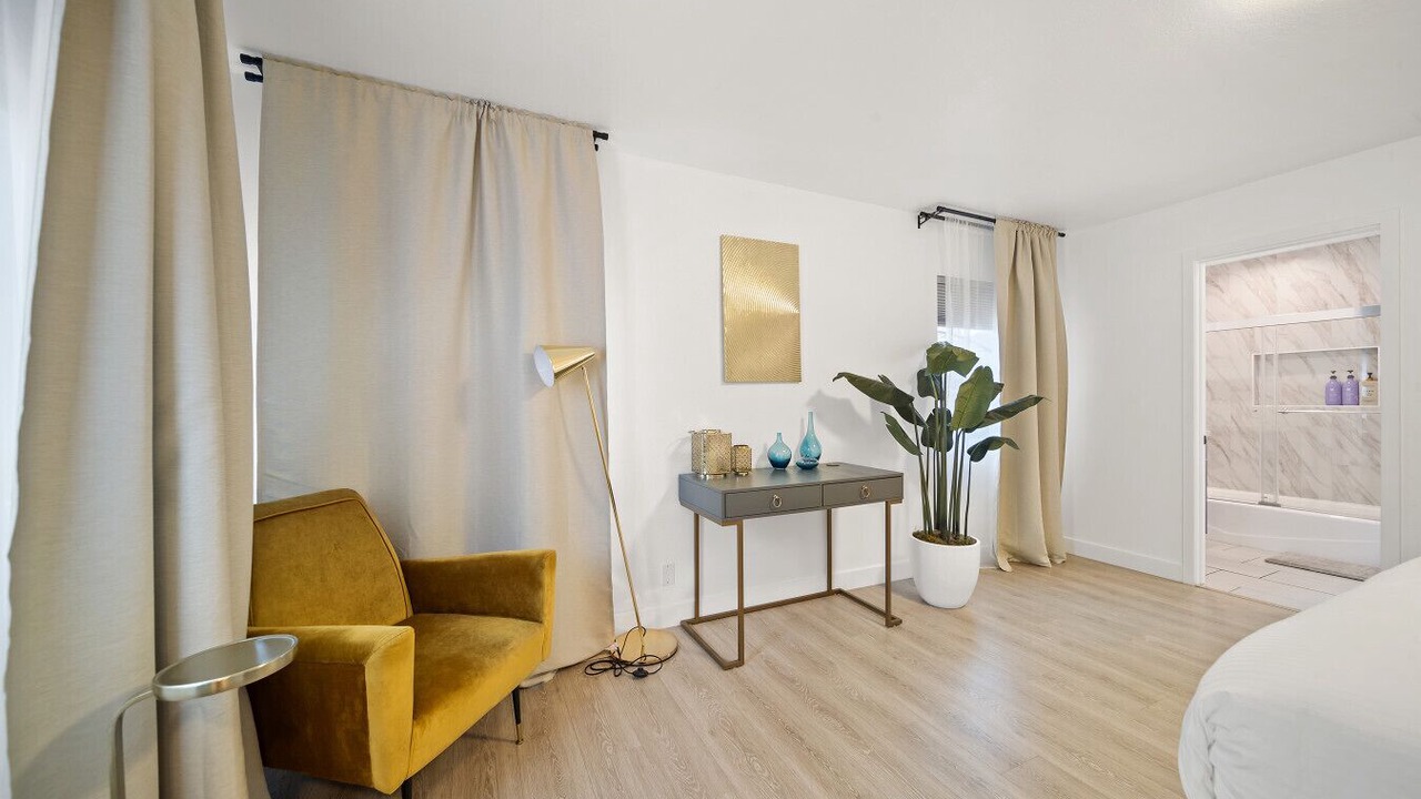 Photo of Bedroom in Lawndale