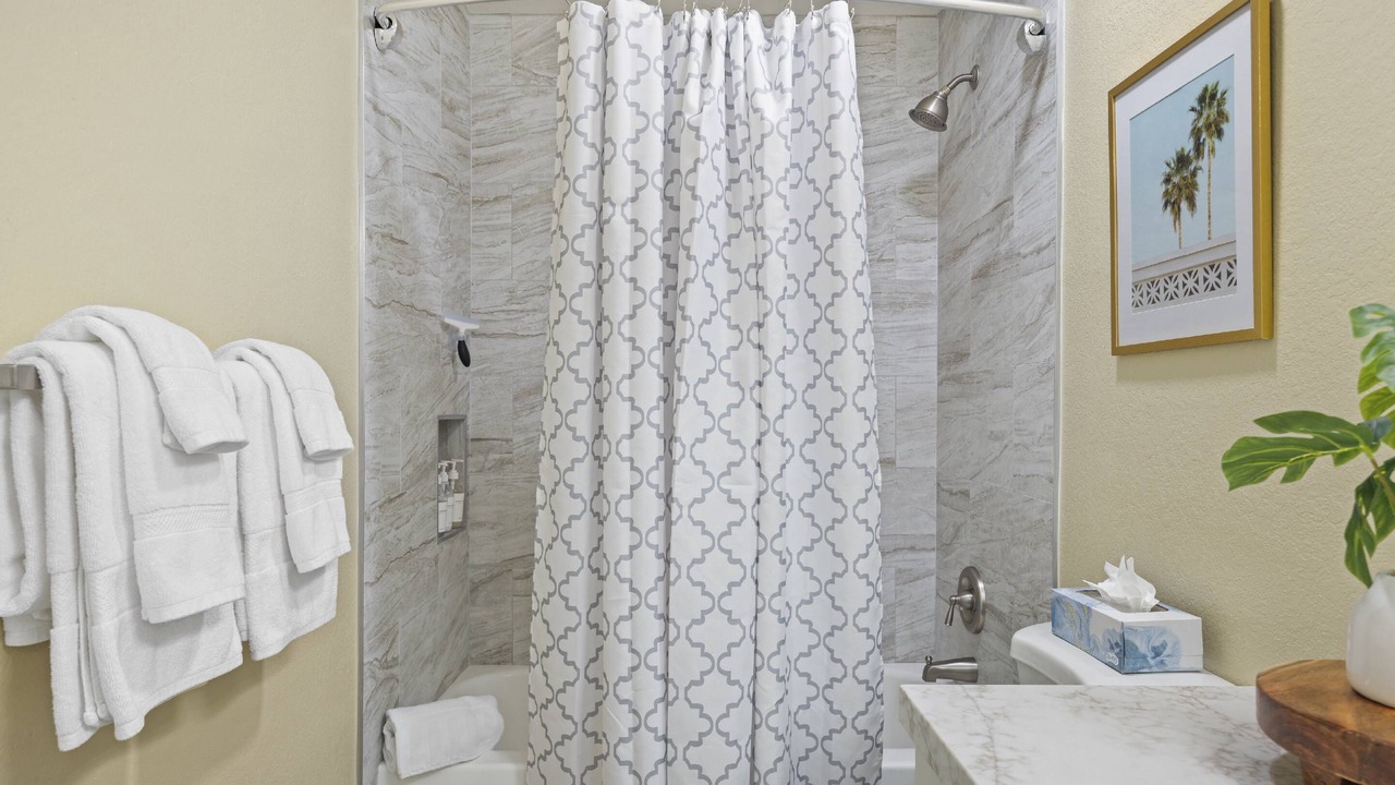 Photo of Bathroom in Sunrise Vista Chino
