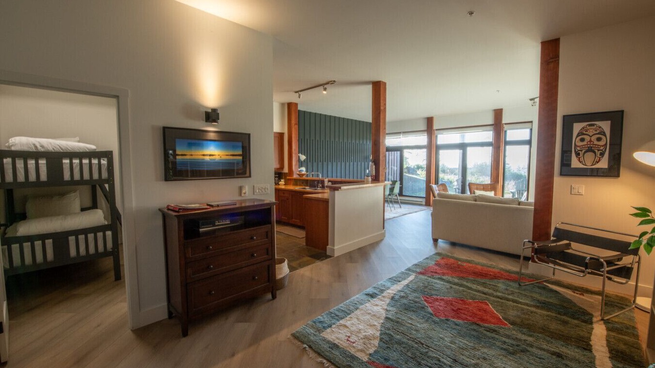 Photo of Livingroom in Ucluelet