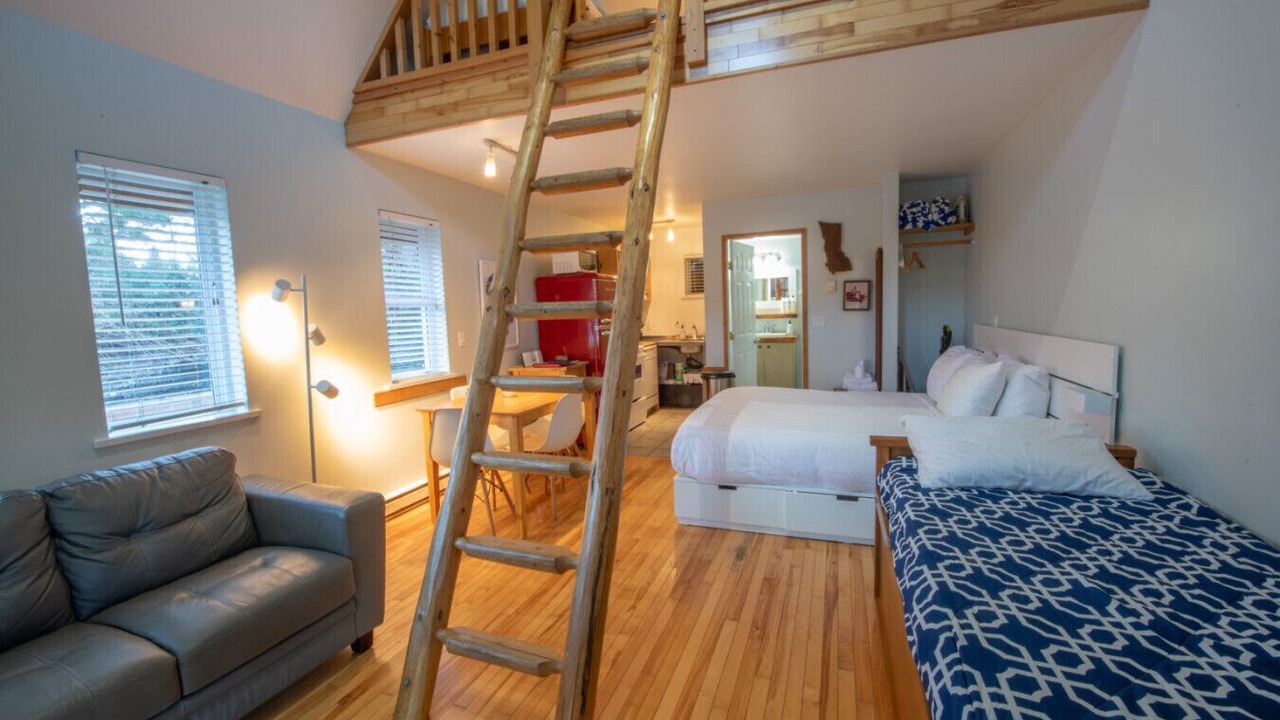 Photo of Bedroom in Ucluelet
