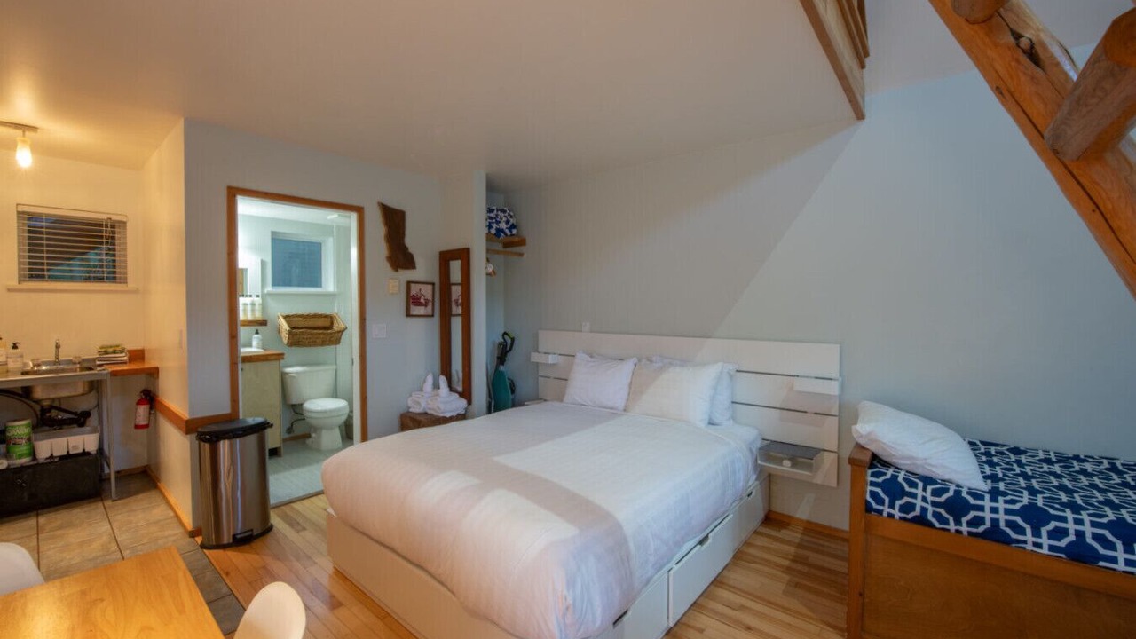 Photo of Bedroom in Ucluelet