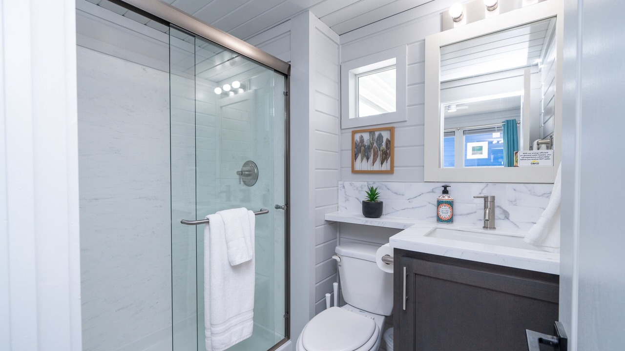 Photo of Bathroom in Parker Strip