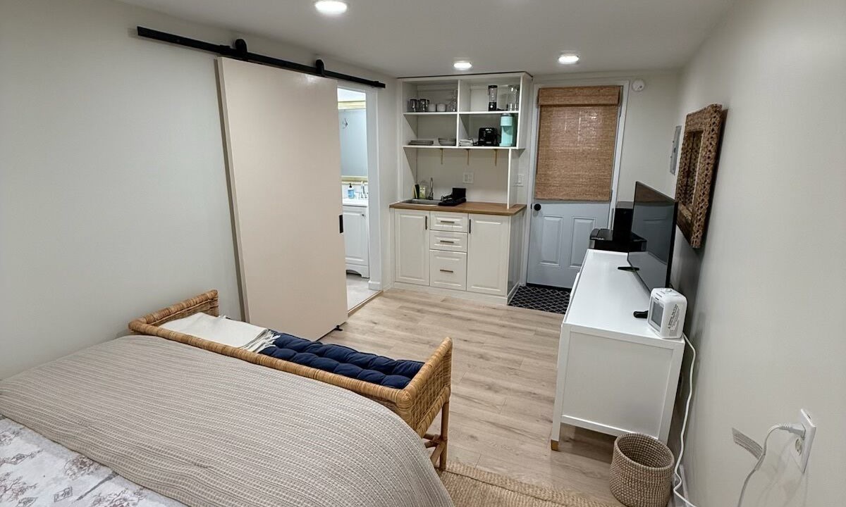 Photo of Bedroom in Westside