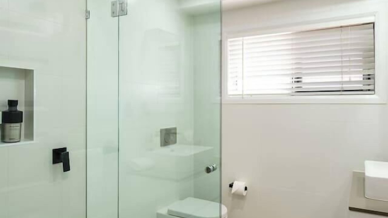 Photo of Bathroom in Mermaid Beach