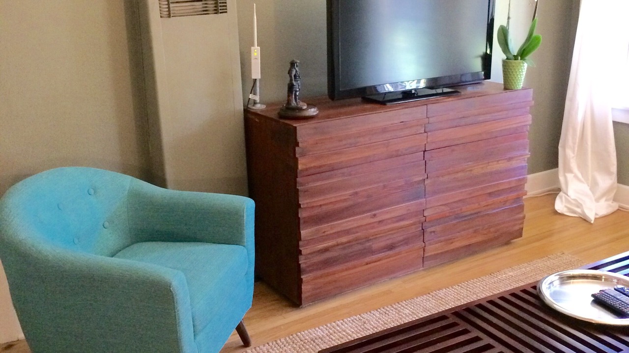 Photo of Livingroom in Pacific - Edison