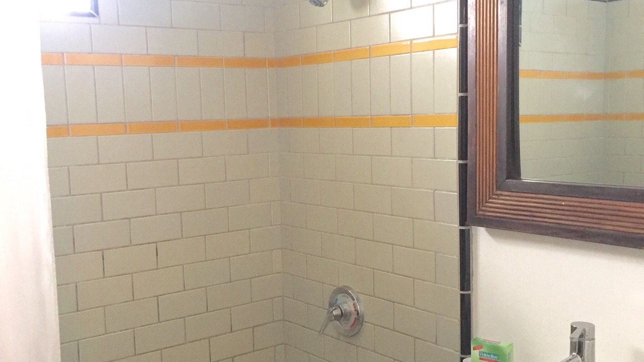 Photo of Bathroom in Pacific - Edison