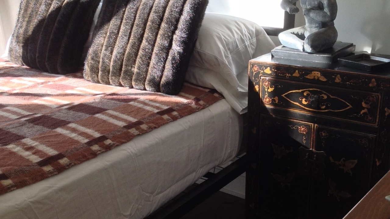 Photo of Bedroom in Pacific - Edison