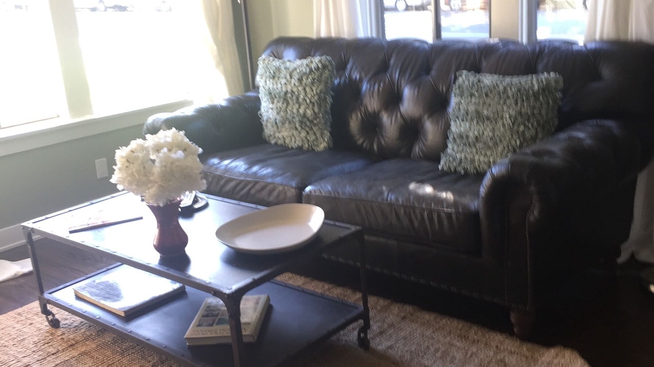 Photo of Livingroom in Pacific - Edison
