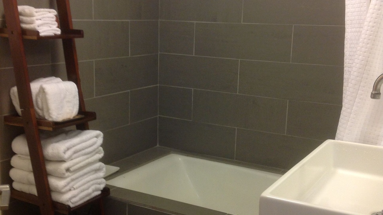 Photo of Bathroom in Pacific - Edison