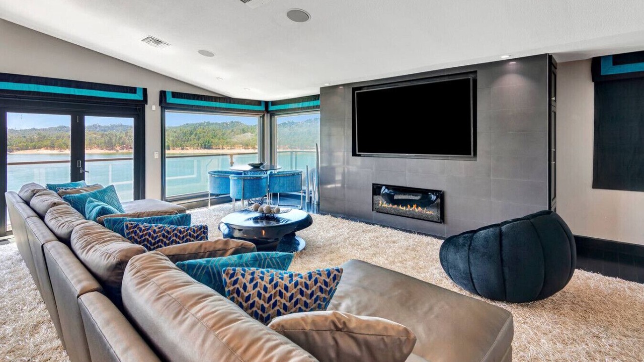 Photo of Livingroom in Oak Shores