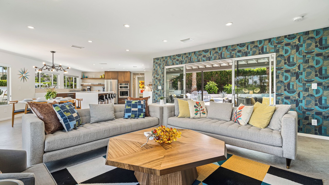 Photo of Livingroom in Deep Well Ranch