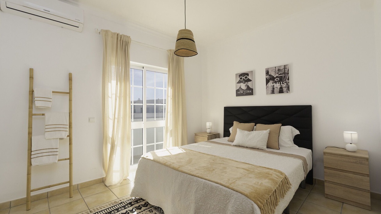 Photo of Bedroom in Vale de Parra
