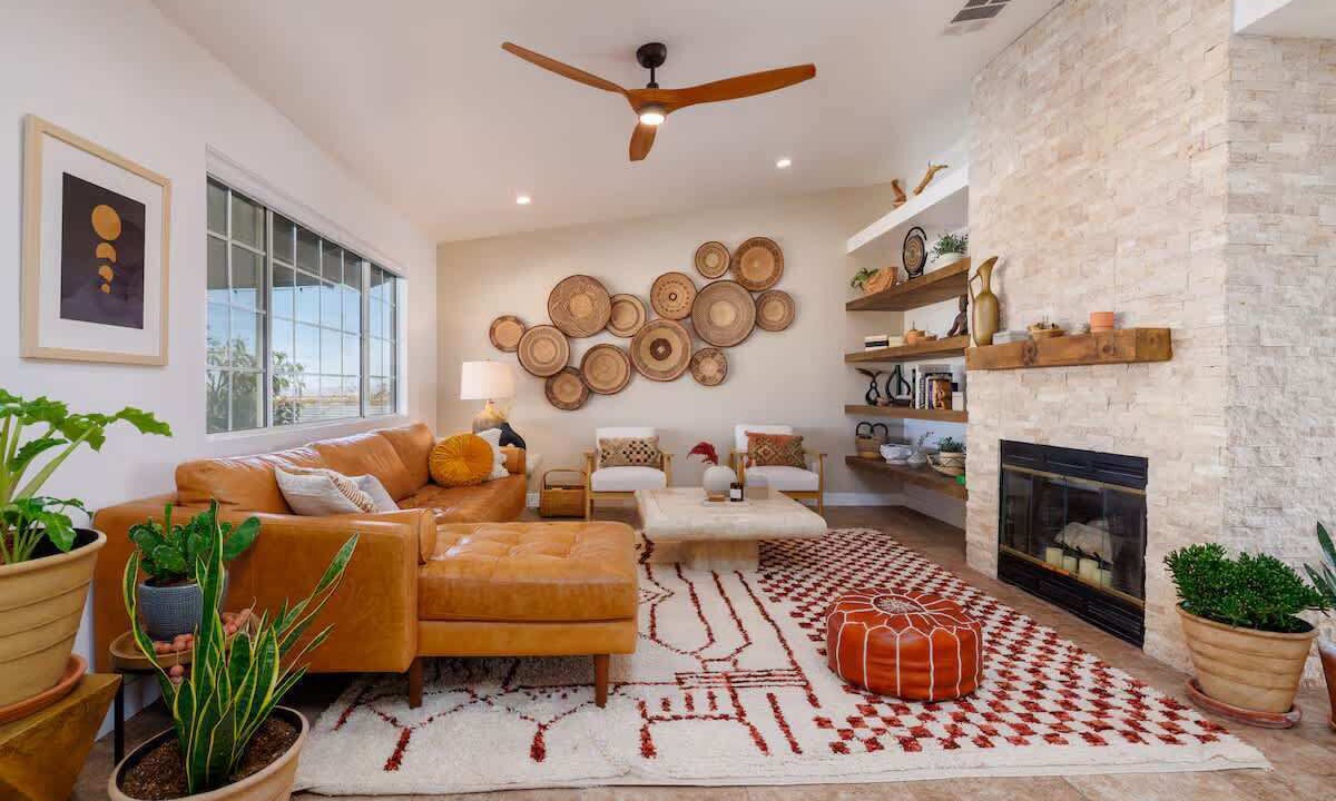 Photo of Livingroom in Landers